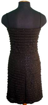 Коктейльное платье с одним швом на спинке без застёжки
