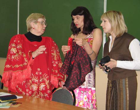 Людмила Серова авторская школа кроя и шитья проводит занятия