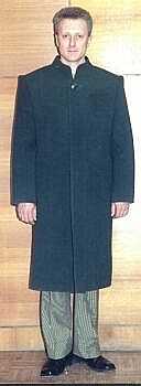 мужское пальто с супатной застежкой и воротником стойка
